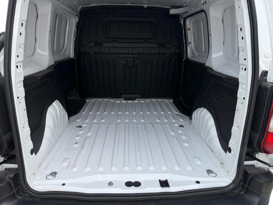 Peugeot Partner Standard 600kg BlueHDi 73kW