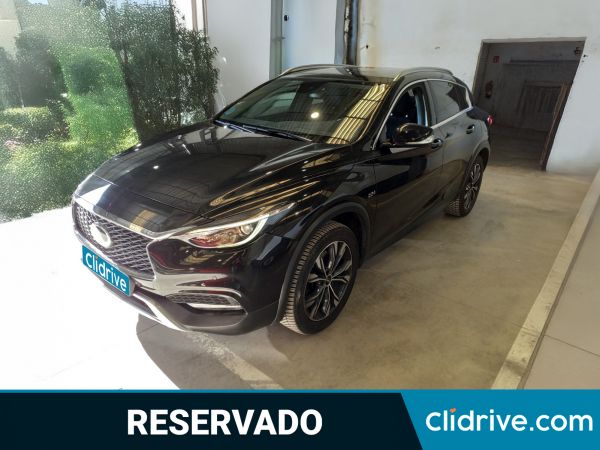 Infiniti QX30