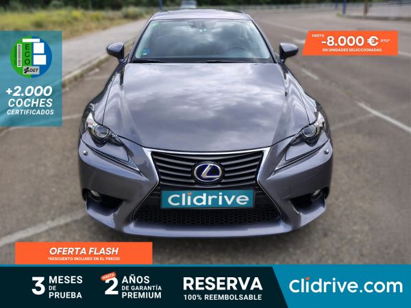 Lexus IS