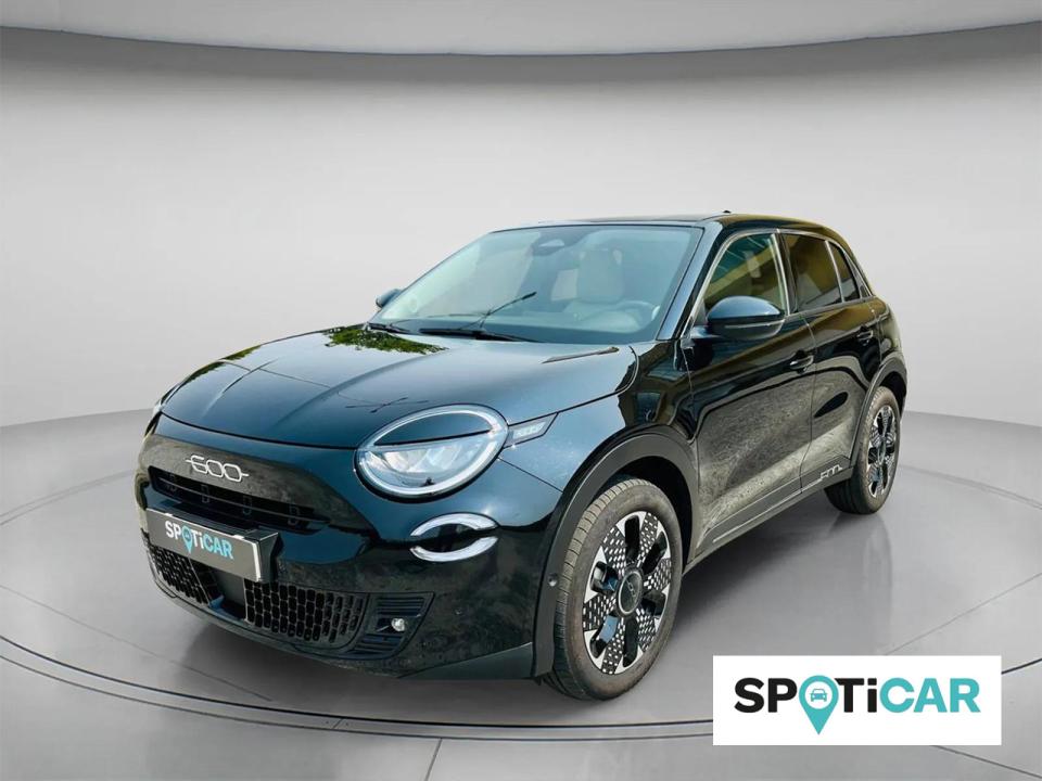 Fiat 600 Hybrid 1.2 145cv La Prima