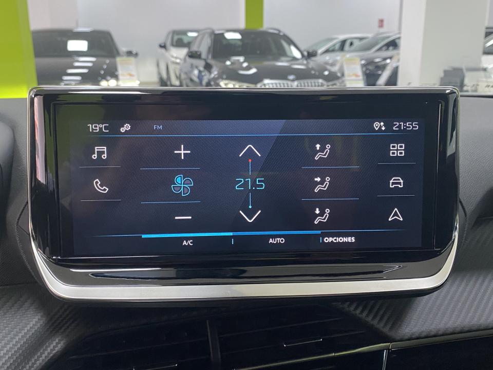 Peugeot e-2008 Active 136CV BEV