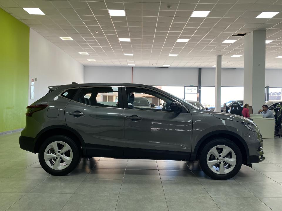 Nissan Qashqai Acenta 1.3 DIG-T 140CV