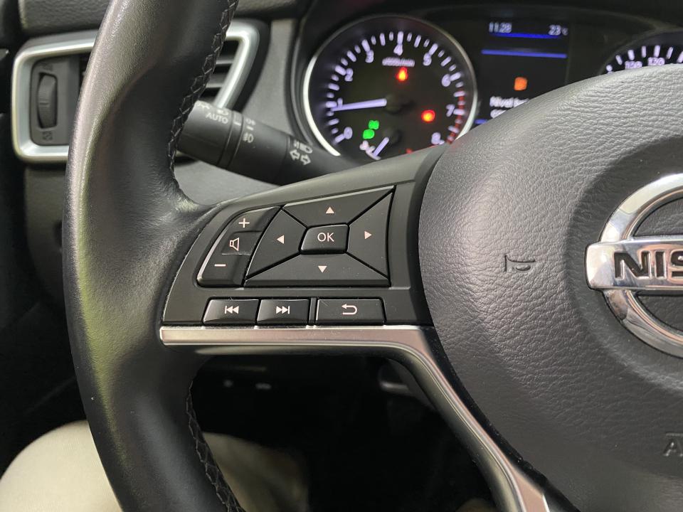 Nissan Qashqai Acenta 1.3 DIG-T 140CV