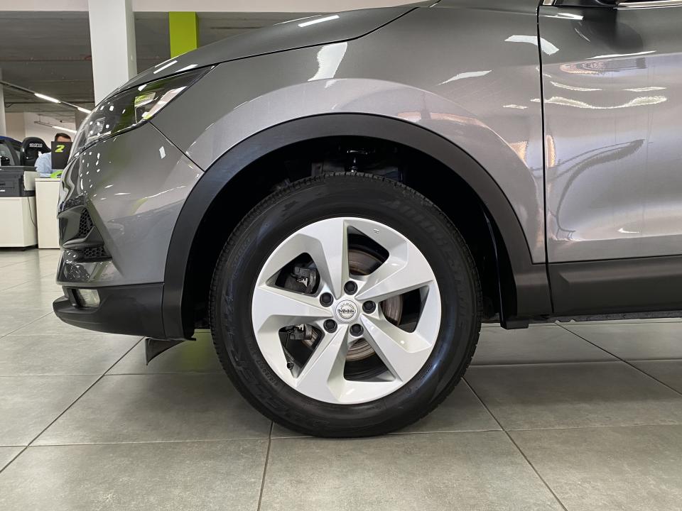 Nissan Qashqai Acenta 1.3 DIG-T 140CV