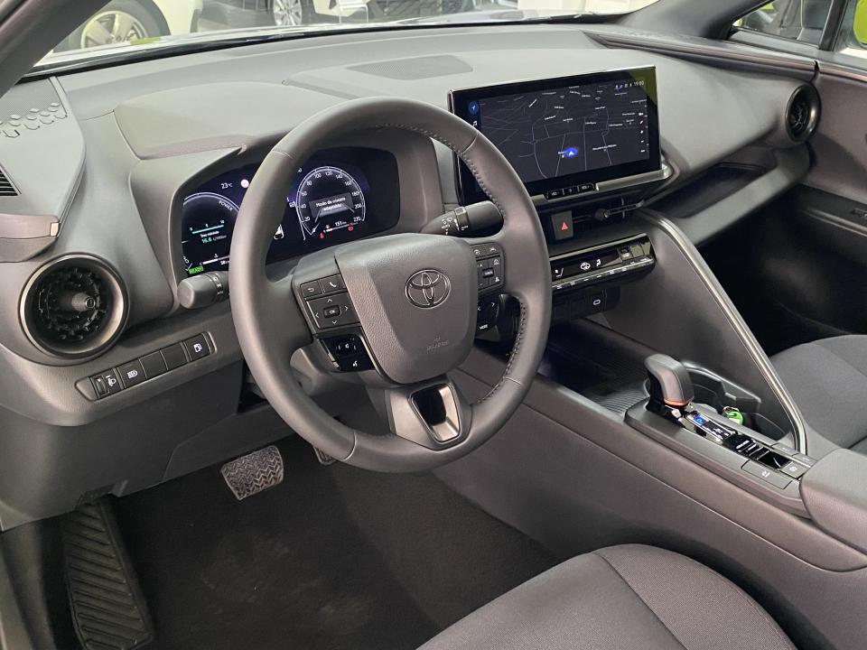 Toyota C-HR 1.8 Advance Hybrid 140
