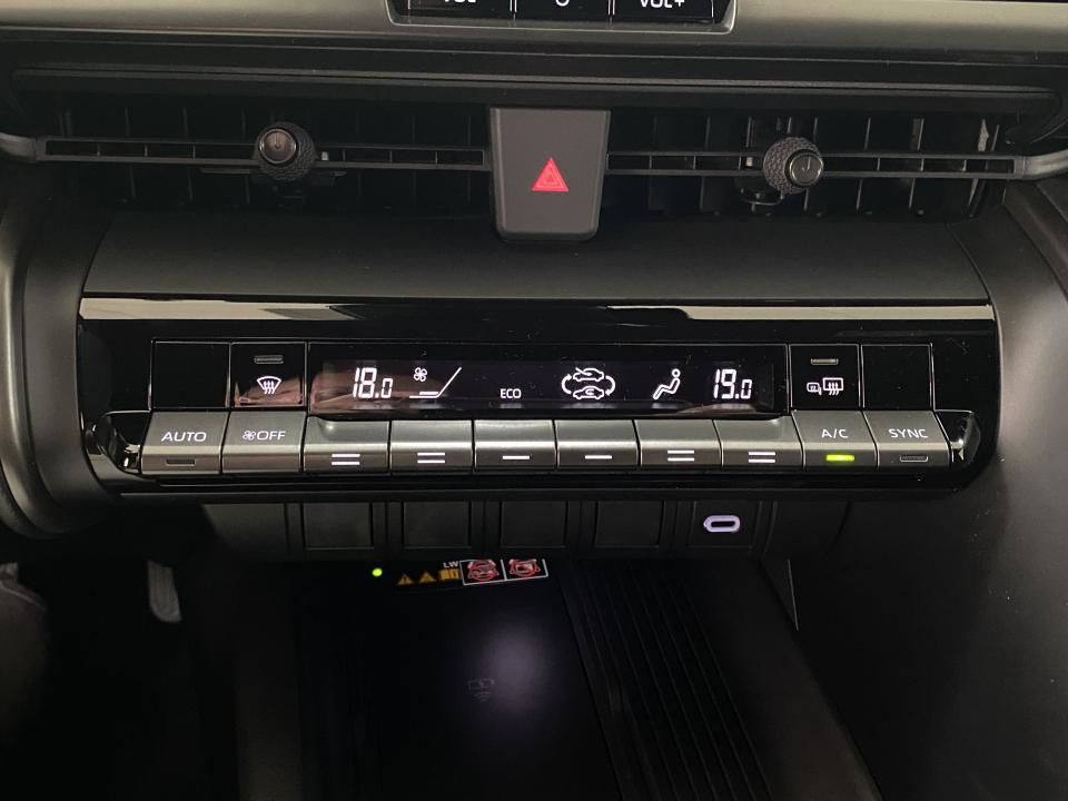 Toyota C-HR 1.8 Advance Hybrid 140