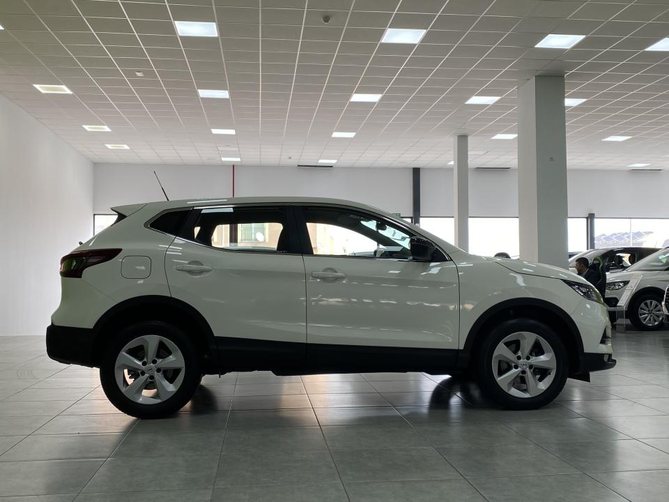 Nissan Qashqai Acenta 1.3 DIG-T 140CV