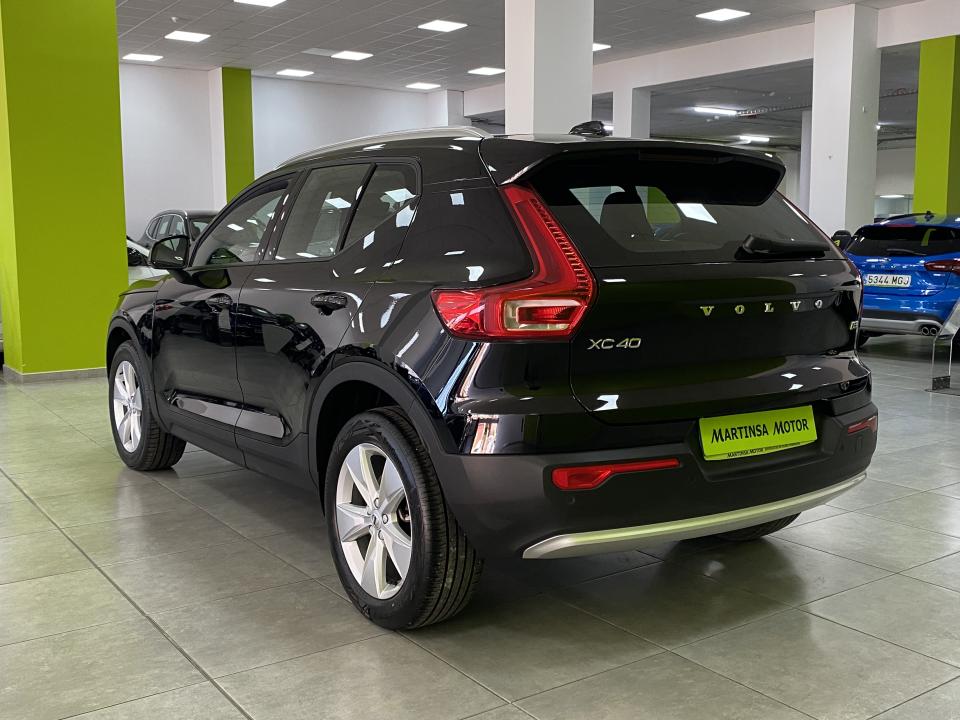 Volvo XC40 Core 2.0 B3 G 163CV Auto MHEV