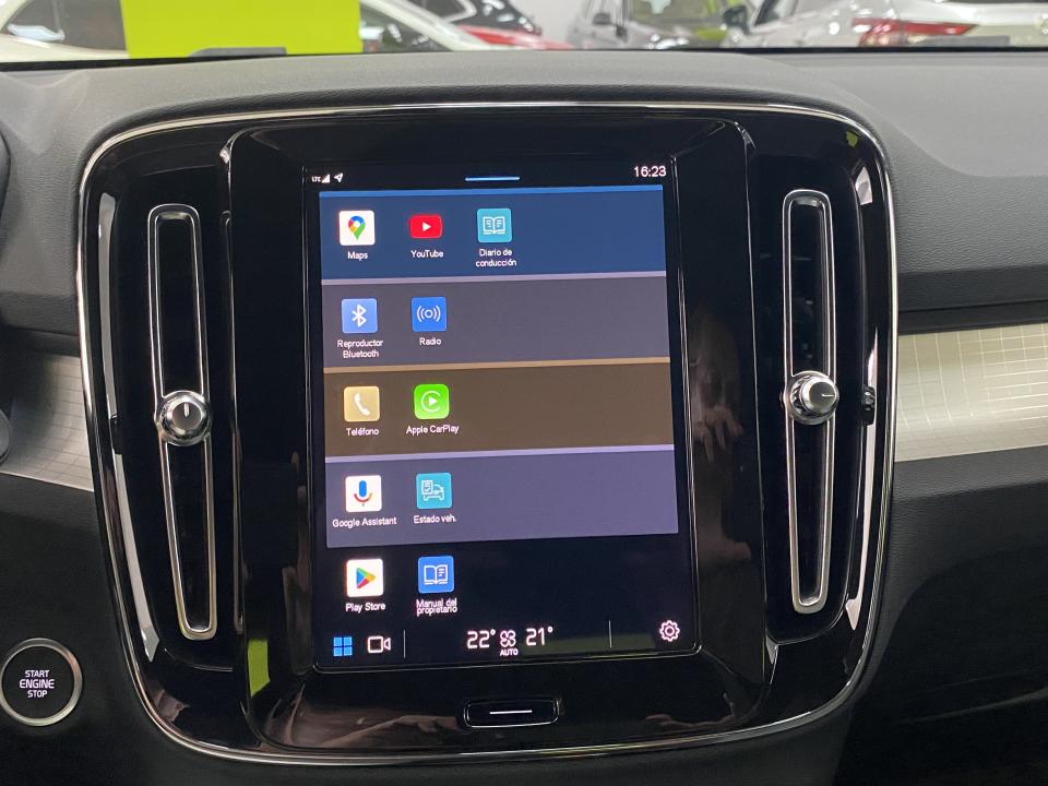 Volvo XC40 Core 2.0 B3 G 163CV Auto MHEV