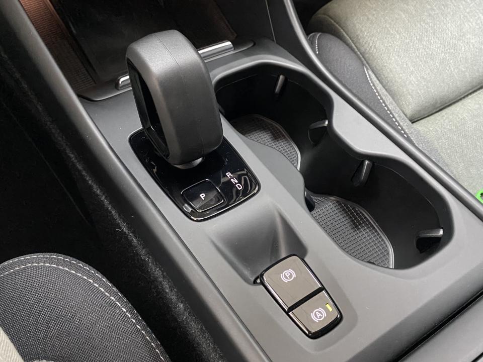 Volvo XC40 Core 2.0 B3 G 163CV Auto MHEV
