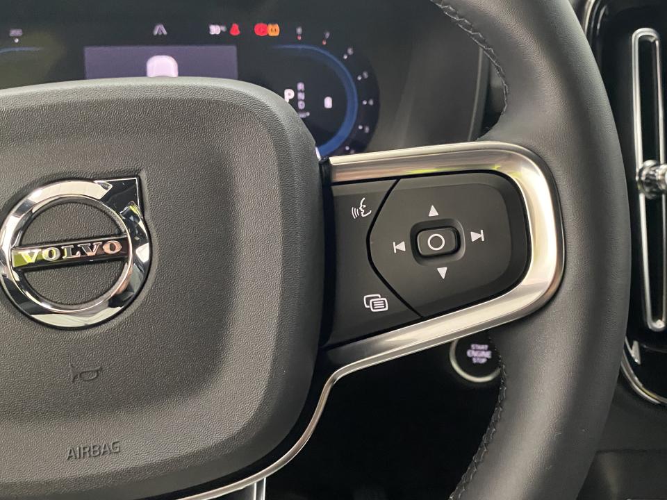 Volvo XC40 Core 2.0 B3 G 163CV Auto MHEV