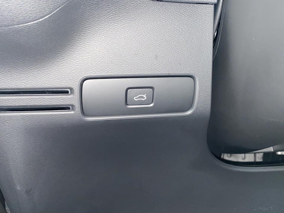 Volvo XC40 Core 2.0 B3 G 163CV Auto MHEV