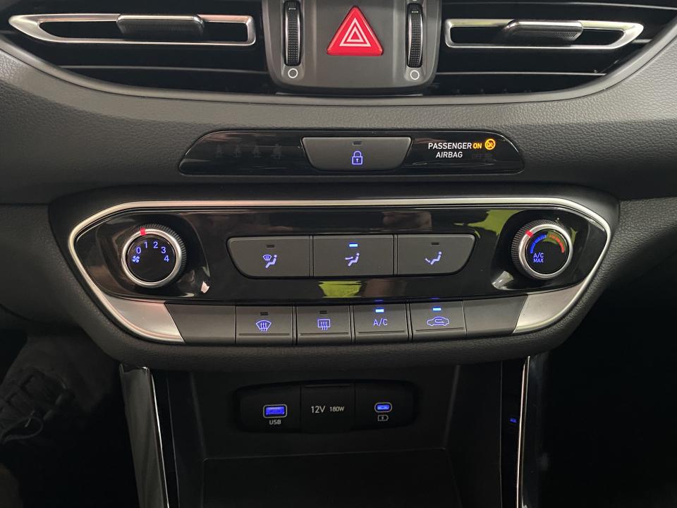 Hyundai i30 Klass 1.0 TGDI 100CV 48V MHEV