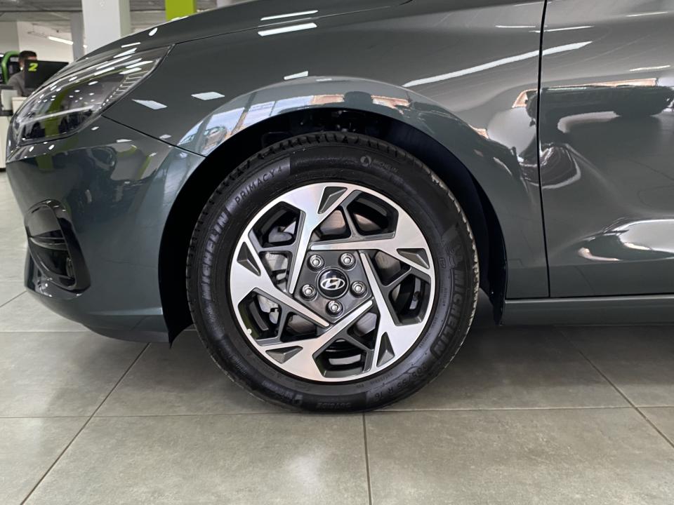 Hyundai i30 Klass 1.0 TGDI 100CV 48V MHEV