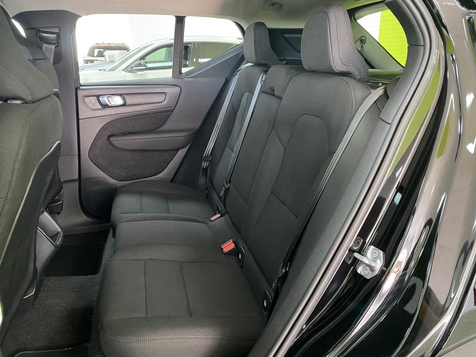 Volvo XC40 Momentum Core T2 1.5 129CV auto