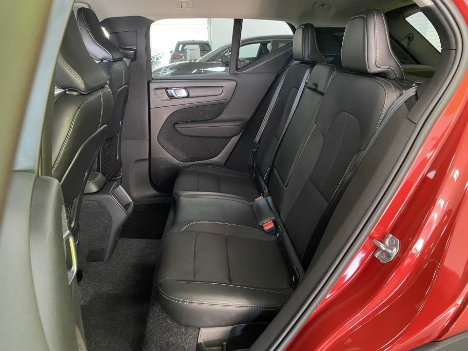 Volvo XC40 Business Plus T3 1.5 163CV Auto
