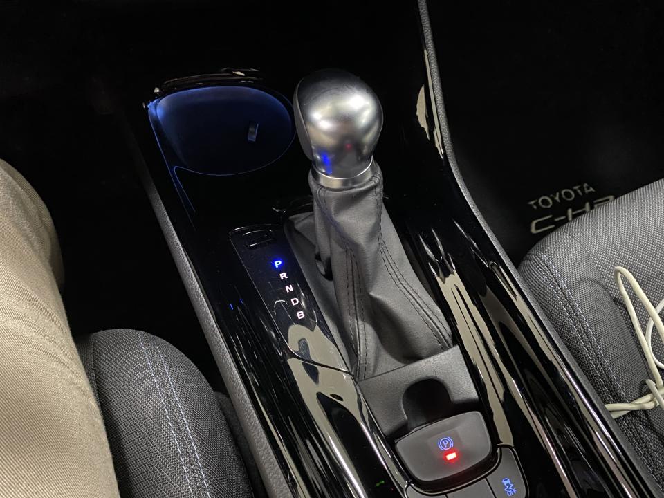 Toyota C-HR Advance 1.8 125H e-CVT