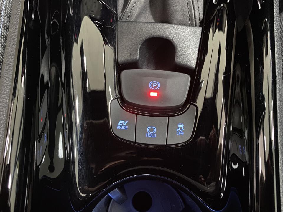 Toyota C-HR Advance 1.8 125H e-CVT