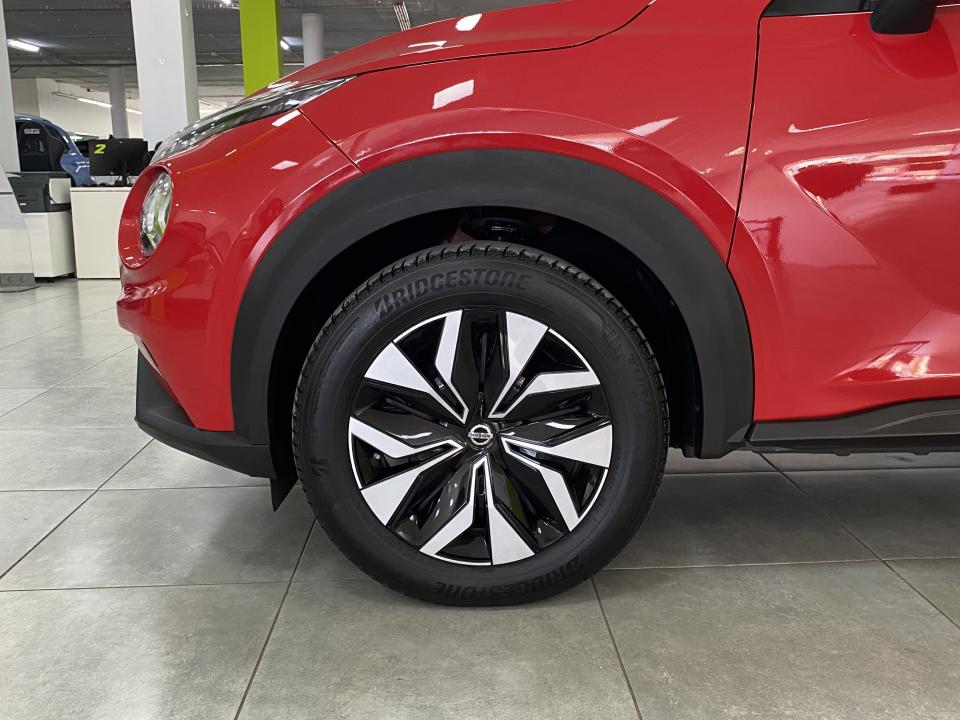 Nissan JUKE Acenta 1.0 DIG-T 114CV DCT