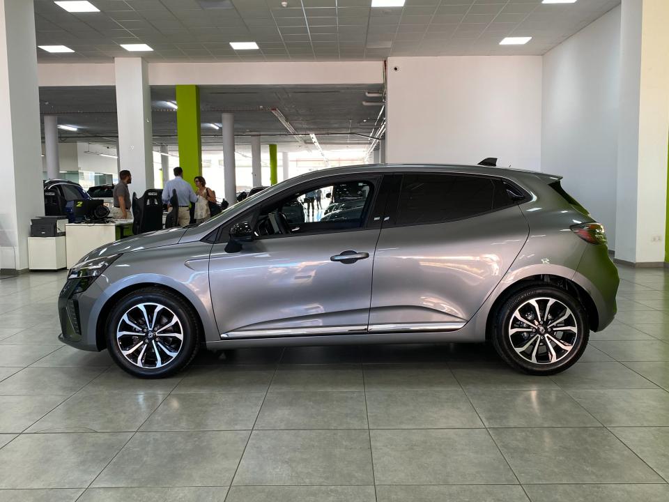 Renault Clio Techno 1.0 TCE 90CV