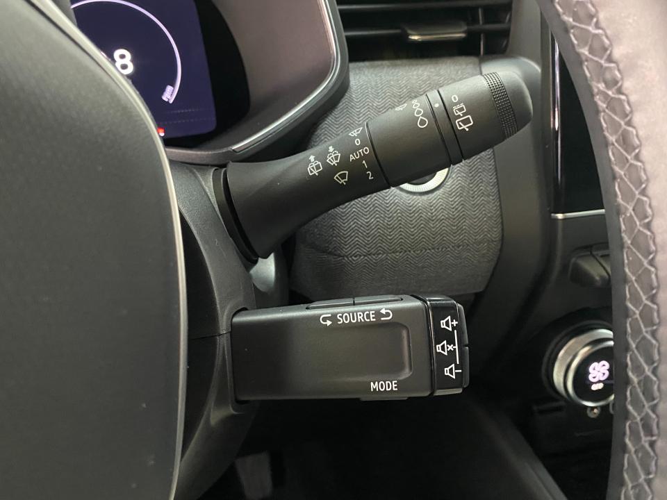 Renault Clio Techno 1.0 TCE 90CV