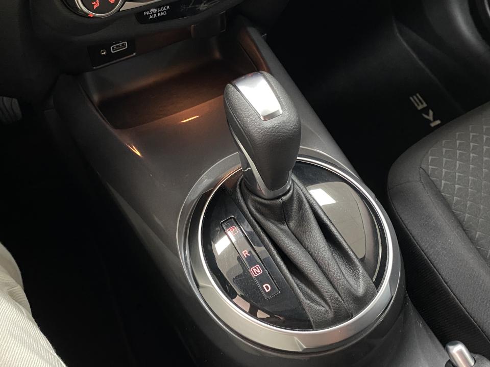 Nissan JUKE Acenta 1.0 DIG-T 114CV DCT