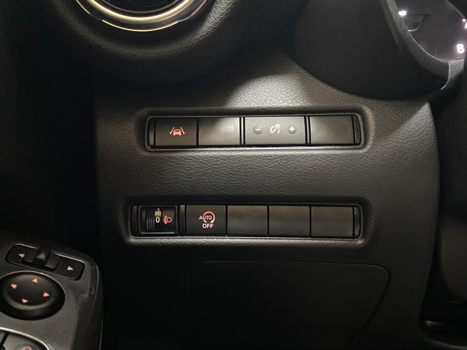 Nissan JUKE Acenta 1.0 DIG-T 114CV DCT