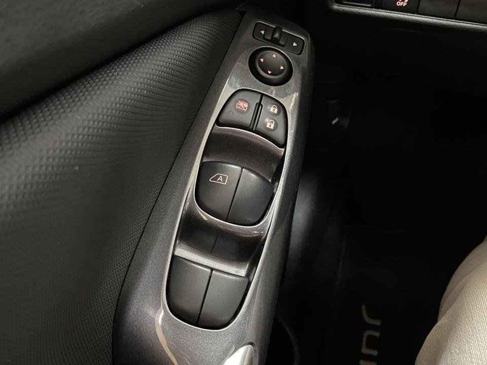 Nissan JUKE Acenta 1.0 DIG-T 114CV DCT