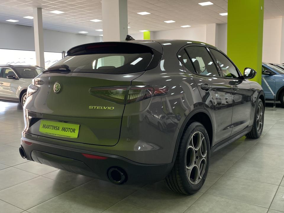 Alfa Romeo Stelvio Sprint 2.2D 160CV EAT8