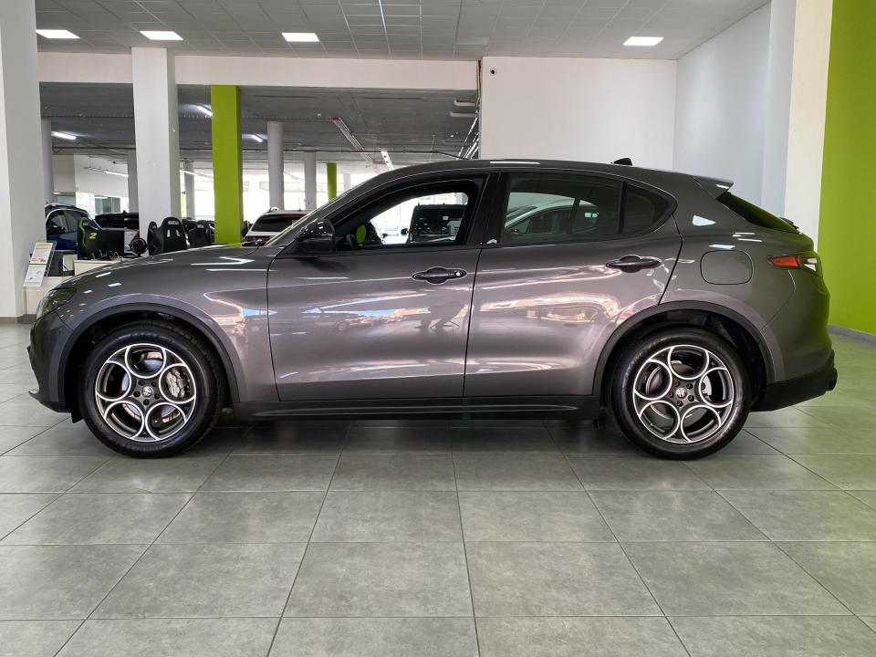 Alfa Romeo Stelvio Sprint 2.2D 160CV EAT8