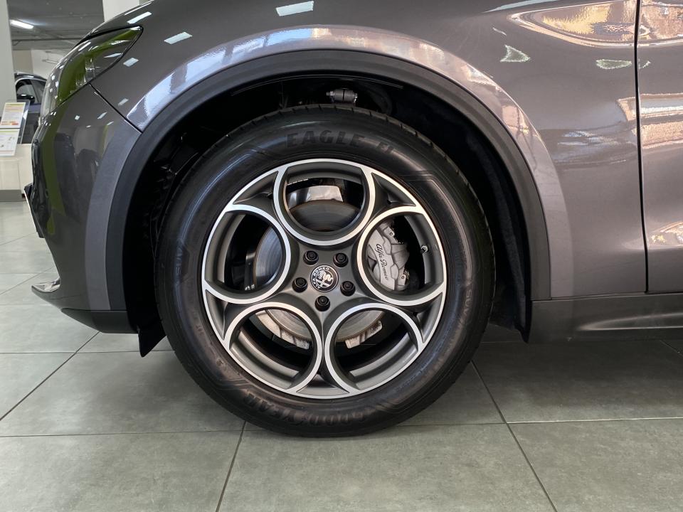 Alfa Romeo Stelvio Sprint 2.2D 160CV EAT8