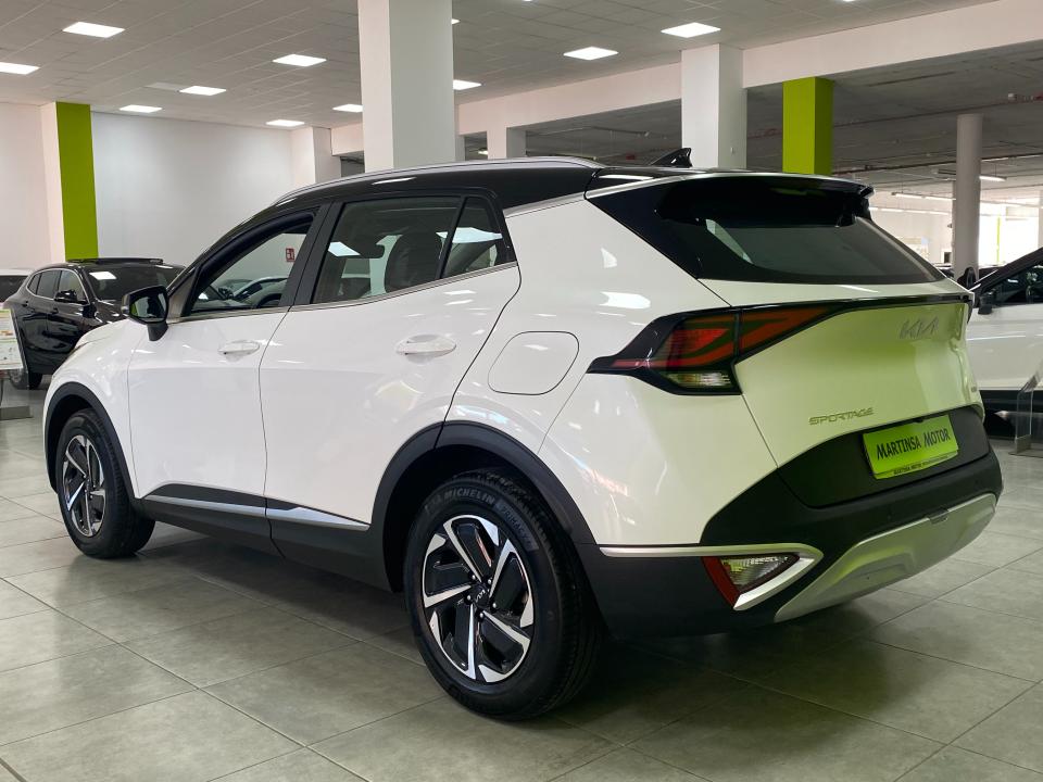 Kia Sportage Drive 4x2 1.6 TGDI 215CV Auto. HEV