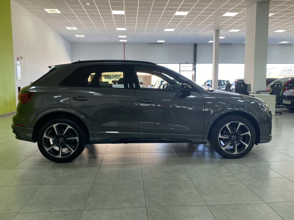 Audi Q3 Black line 35 2.0 TDI 150CV S-Tronic