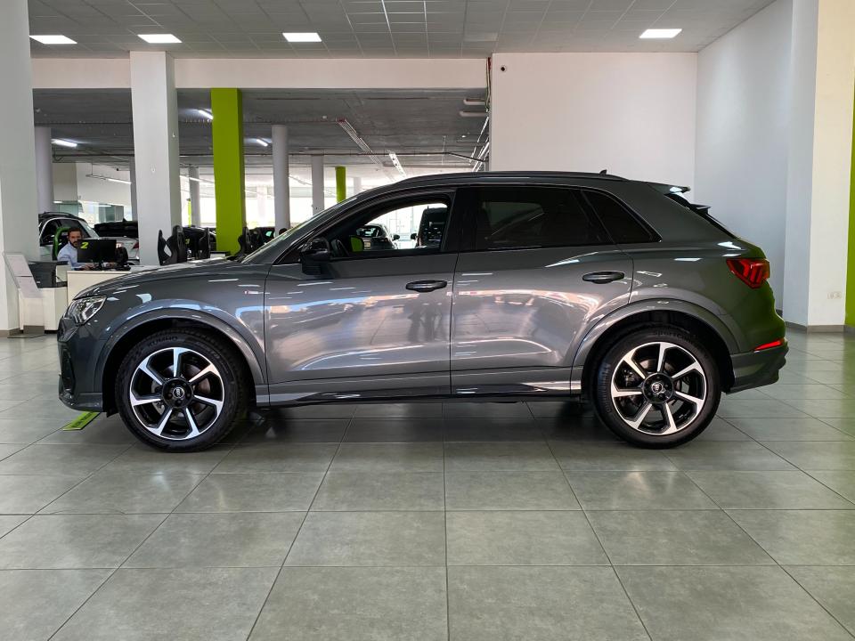 Audi Q3 Black line 35 2.0 TDI 150CV S-Tronic