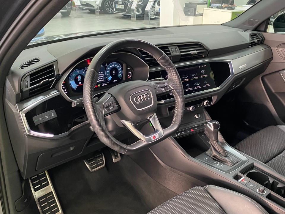 Audi Q3 Black line 35 2.0 TDI 150CV S-Tronic