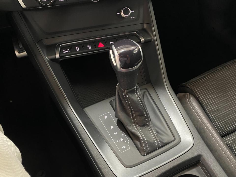 Audi Q3 Black line 35 2.0 TDI 150CV S-Tronic