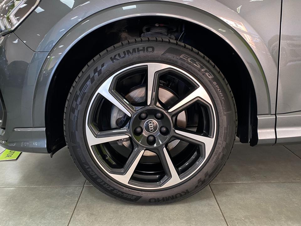 Audi Q3 Black line 35 2.0 TDI 150CV S-Tronic