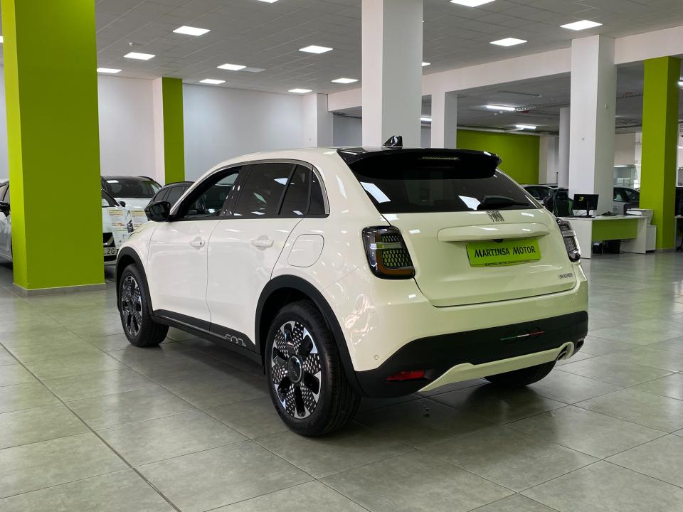 Fiat 600 La Prima 1.2 100CV DDCT 48V MHEV