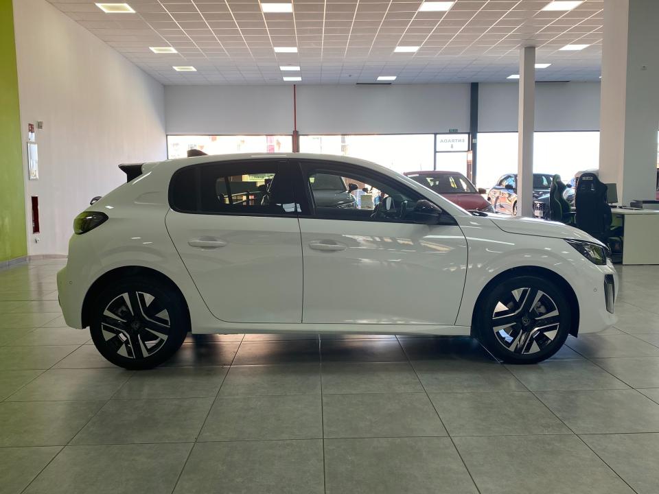 Peugeot 208 Allure Hybrid 1.2 eDCS6 100CV MHEV