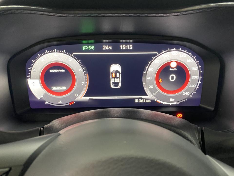 Nissan JUKE N-Connecta 1.0 DIG-T 114CV