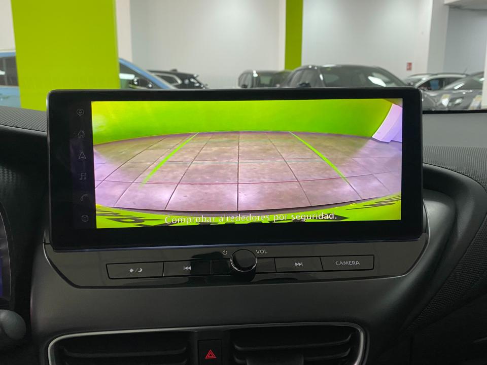 Nissan JUKE N-Connecta 1.0 DIG-T 114CV