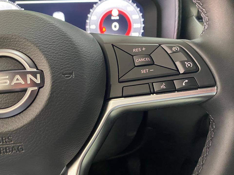Nissan JUKE N-Connecta 1.0 DIG-T 114CV