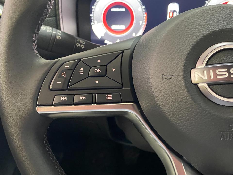 Nissan JUKE N-Connecta 1.0 DIG-T 114CV
