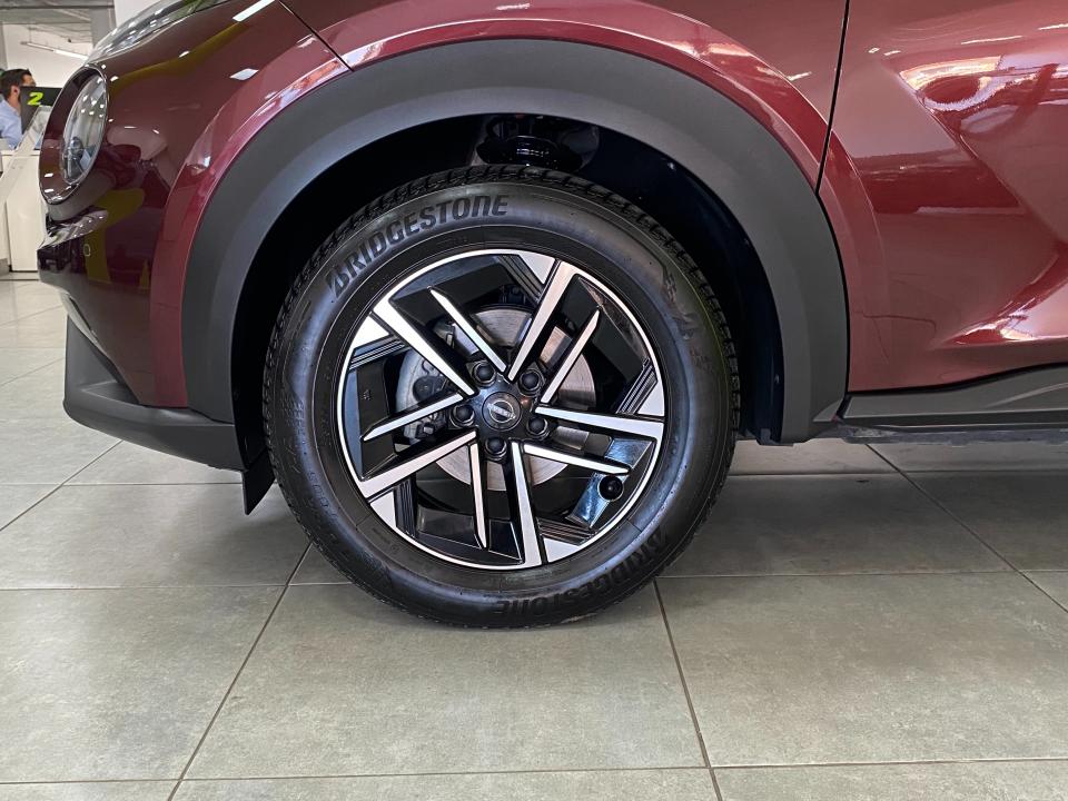 Nissan JUKE N-Connecta 1.0 DIG-T 114CV