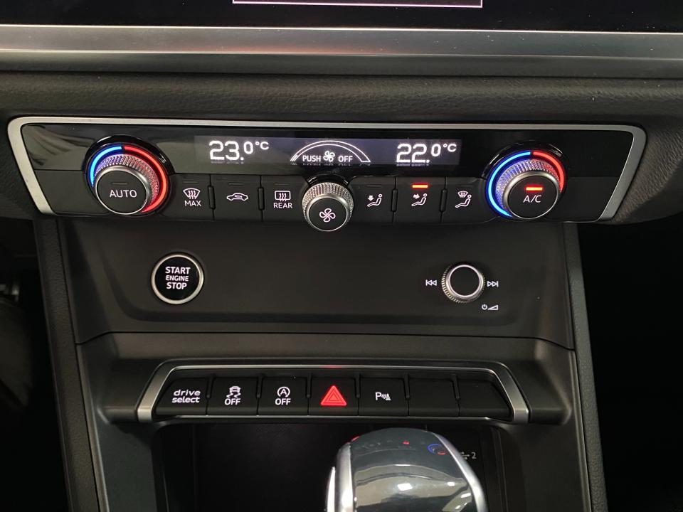 Audi Q3 Black line 35 2.0 TFSI 150CV S-Tronic