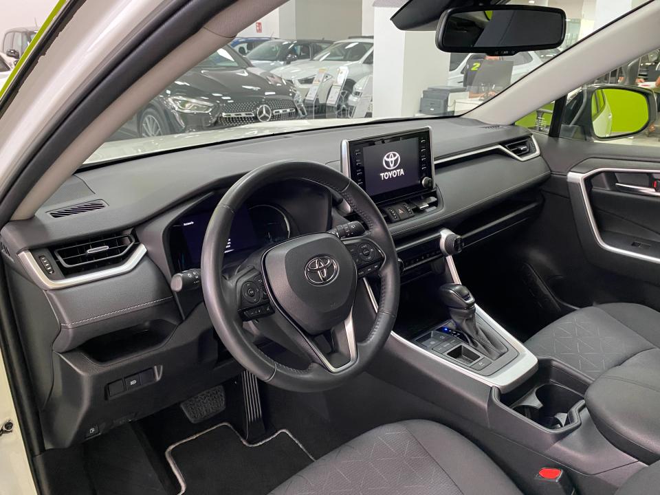 Toyota RAV 4 Advance 4x2 2.5 220H HEV