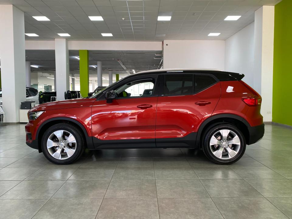 Volvo XC40 Business Plus T3 1.5 163CV Auto