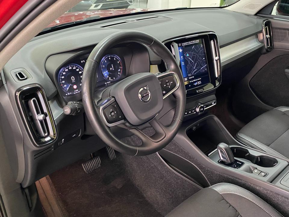 Volvo XC40 Business Plus T3 1.5 163CV Auto