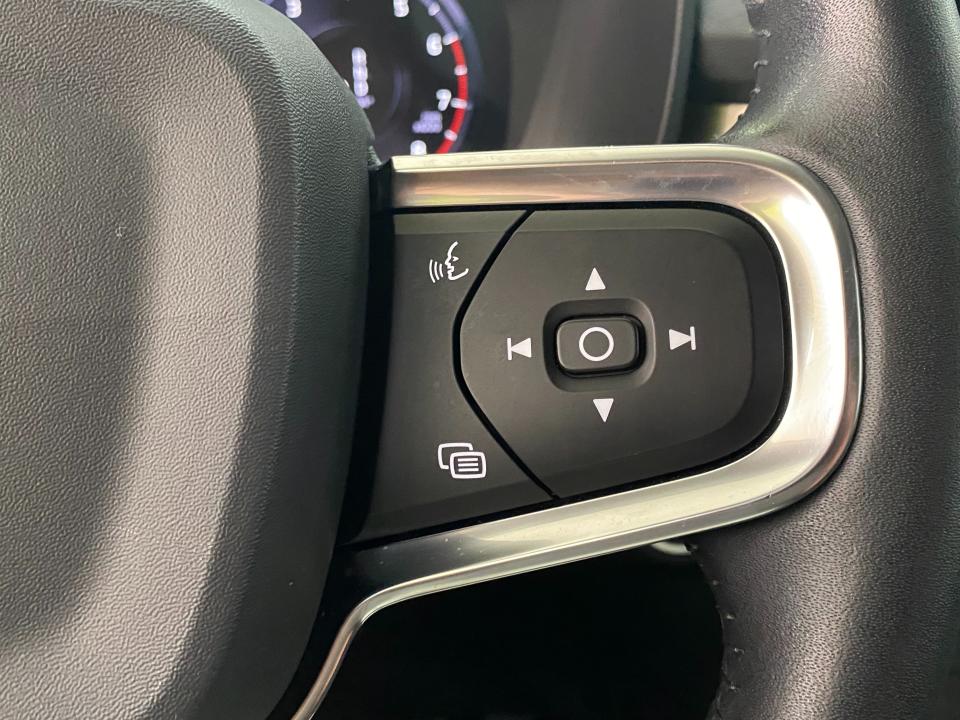 Volvo XC40 Business Plus T3 1.5 163CV Auto