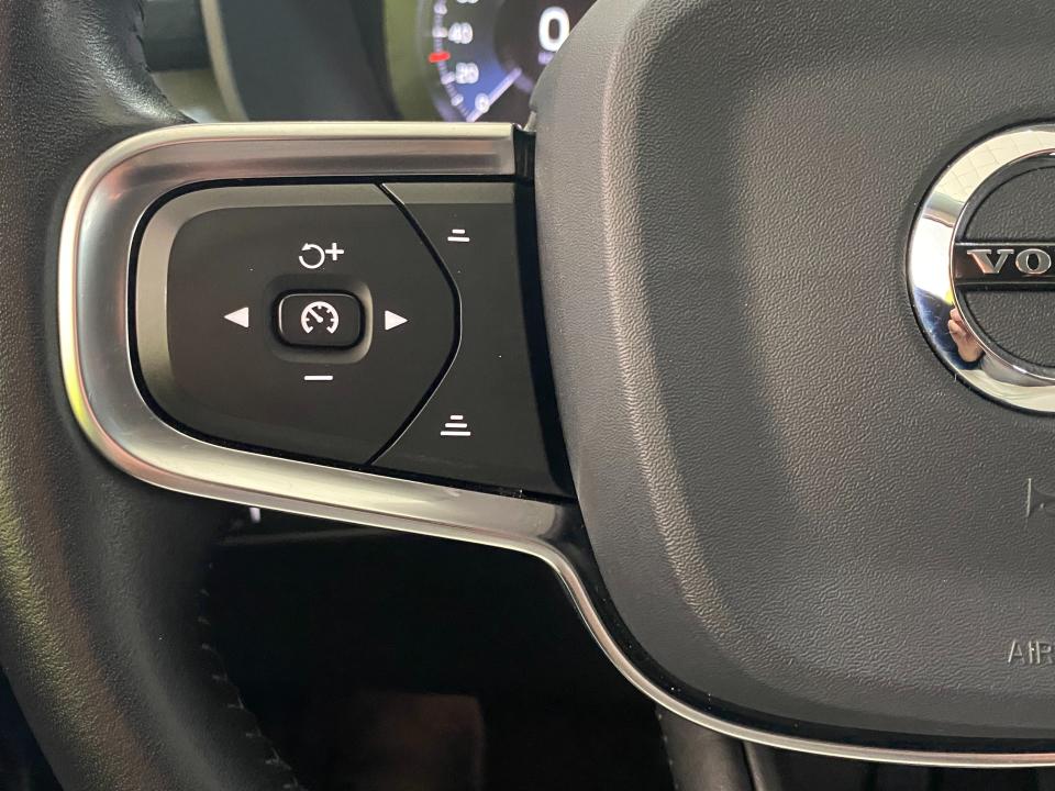 Volvo XC40 Business Plus T3 1.5 163CV Auto